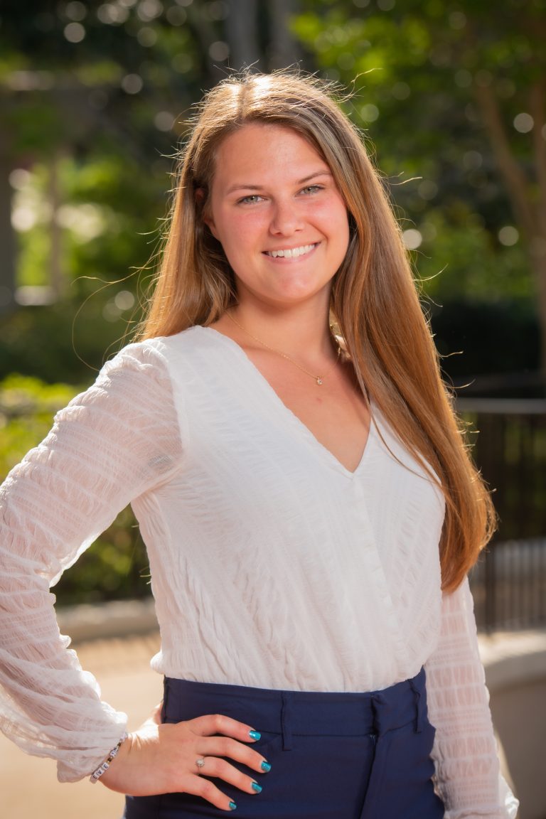 20220422, Annalyse Cole, PeerInst22, Headshots